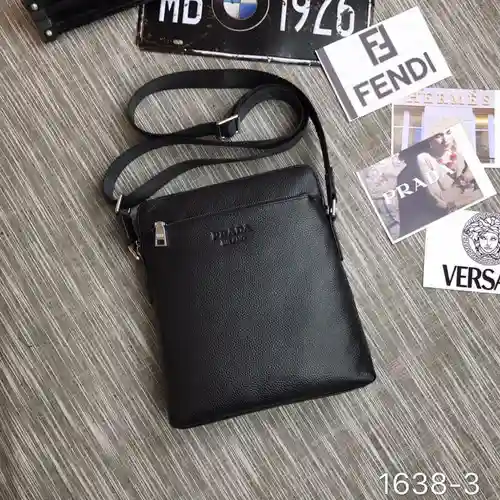 Bolso bandolera para caballero, elaborado en piel vacuna original importada, alta calidad, entrega e