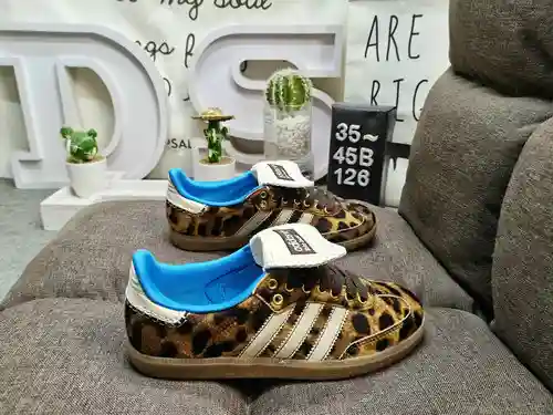 126DAdidas Originals Street Samba "Savannah" Zapatillas deportivas de entrenamiento moral 