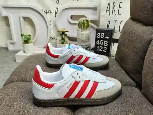 122DAdidas originals Busenitz Vulc adidas Casi 70 años de originales clásicos hechos de gamuza, horm