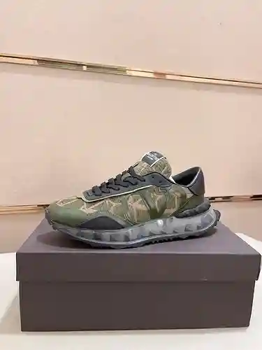 Zapatos de hombre Valentino Código: 1226C20 Talla: 39-44. Se puede personalizar 45,46.