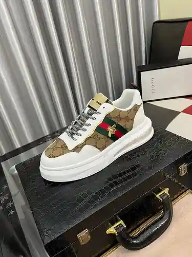 Zapatos de hombre GUCCI Código: 1224B50 Talla: 38-44