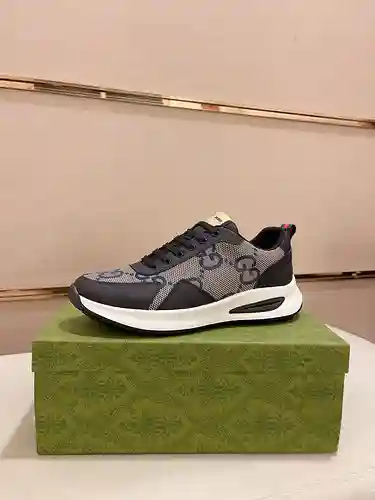 Zapatos de hombre GUCCI Código: 1226B50 Talla: 38-44 (45 se pueden personalizar)