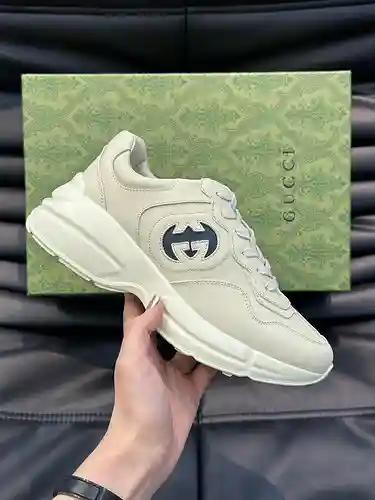 Modelo de pareja GUCCI Código: 1230C10 Talla: 35-44 (45.46 se puede personalizar)