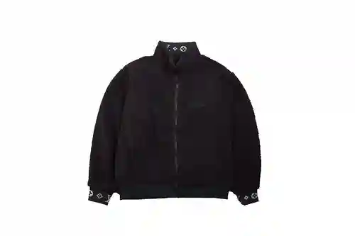 LV23Fw chaqueta tipo peluche de sherpa con etiqueta de cuero