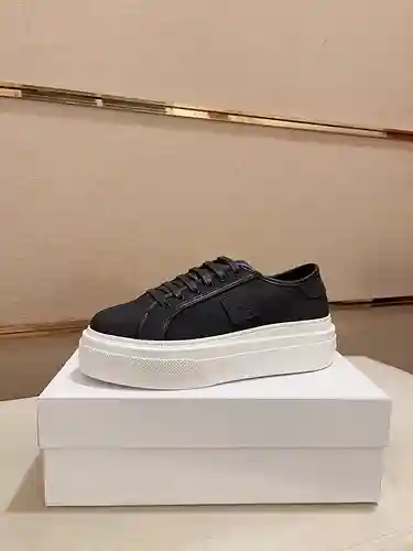 Zapatos de hombre Givenchy Código: 1226B30 Talla: 38-44 (se puede personalizar a 45, no reembolsable