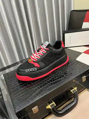 Zapatos de hombre GUCCI Código: 1224B70 Talla: 38-44