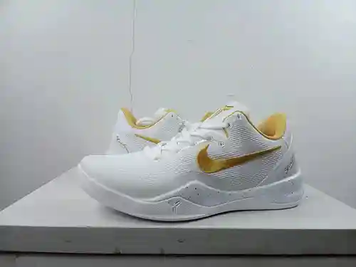 Kobe Bryant 8.ª generación Platino 40-46