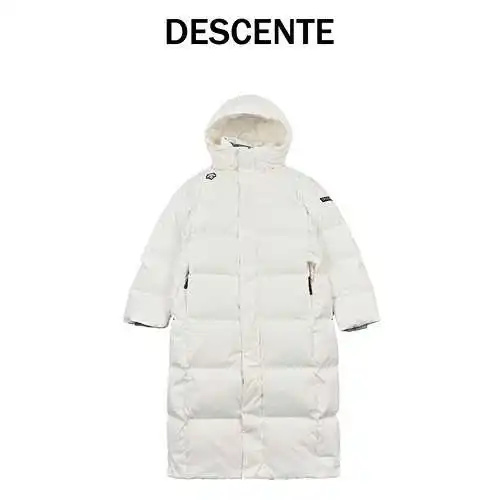 Desc*ente 22FW chaqueta larga de plumas con capucha