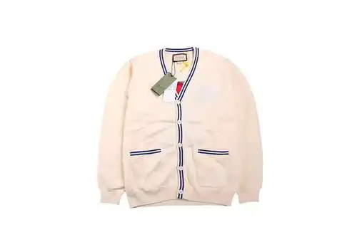 Gu*cci 23Fw Cárdigan tipo suéter con estampado de dibujos animados y logo en la parte posterior