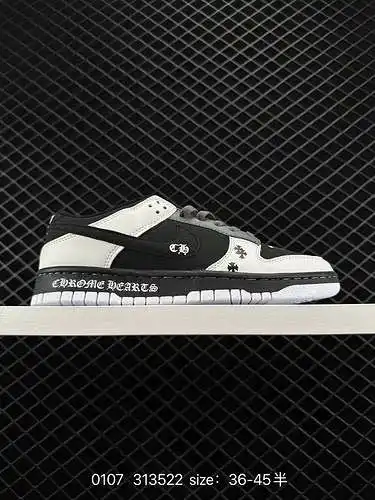 Las zapatillas Nike Dunk Low de la serie SB son zapatillas deportivas informales clásicas y versátil