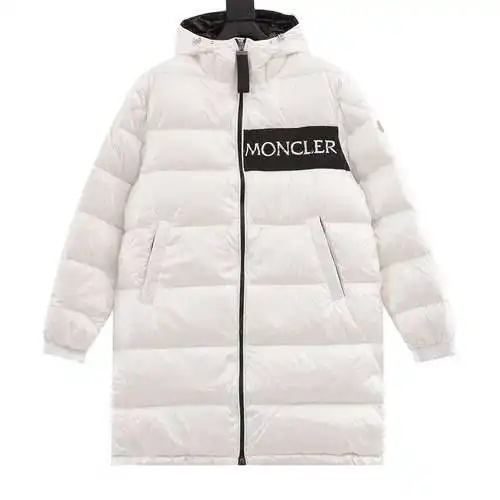 La nueva chaqueta de plumas de largo medio más hermosa de MC/Moka