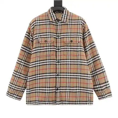 Camisa de lana a cuadros BBR y chaqueta de algodón