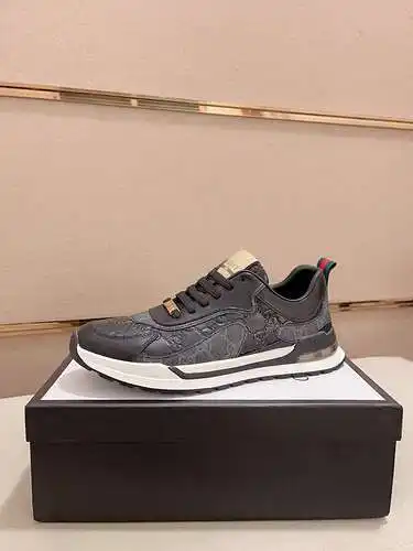 Zapatos de hombre GUCCI Código: 0106B50 Talla: 38-44