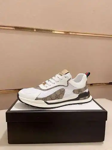 Zapatos de hombre GUCCI Código: 0106B50 Talla: 38-44