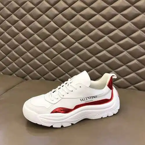 Zapatos de hombre Valentino Código: 0109B60 Talla: 38-44 (45 está hecho a medida y no se puede devol