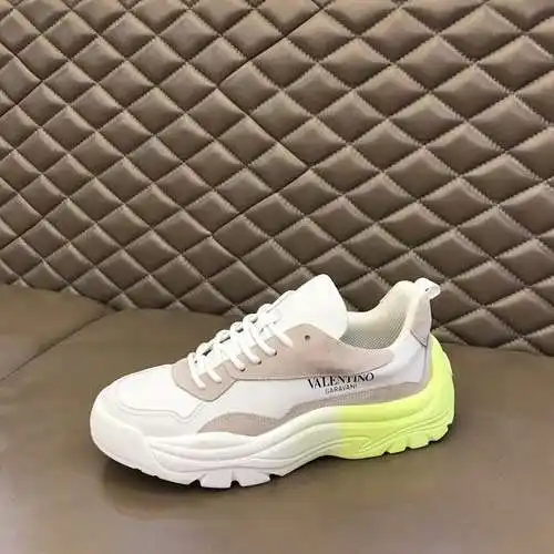 Zapatos de hombre Valentino Código: 0109B60 Talla: 38-44 (45 está hecho a medida y no se puede devol