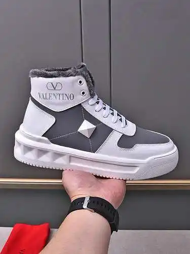 Zapatos de hombre Valentino Código: 0107B70 Talla: 38-44 (45 está hecho a medida y no se puede devol