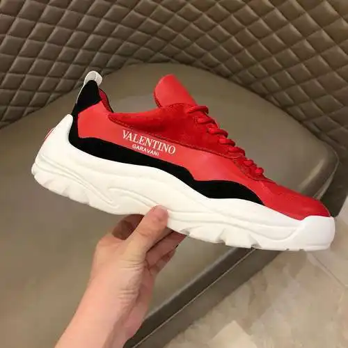 Zapatos de hombre Valentino Código: 0109B60 Talla: 38-44 (45 está hecho a medida y no se puede devol