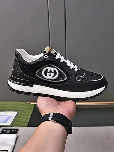 Zapatos de hombre GUCCI Código: 0107B90 Talla: 38-44 (45 está hecho a medida y no se puede devolver 