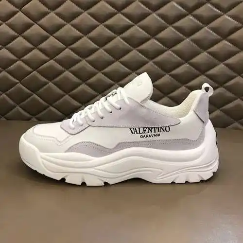Zapatos de hombre Valentino Código: 0109B60 Talla: 38-44 (45 está hecho a medida y no se puede devol