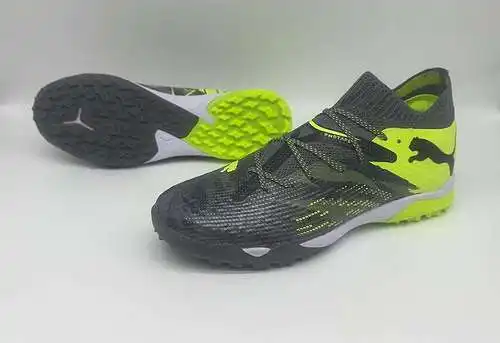 (Llegó) Zapatos de fútbol con tachuelas rotas impermeables totalmente tejidos de la Copa Mundial Pum