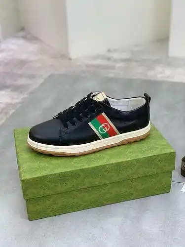 Zapatos de hombre GUCCI Código: 0113B50 Talla: 38-44