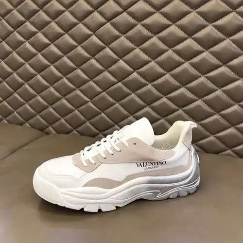 Zapatos de hombre Valentino Código: 0109B60 Talla: 38-44 (45 está hecho a medida y no se puede devol