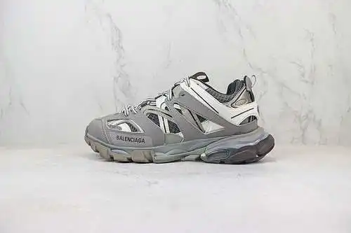 C50 | Apoya la apertura de una tienda, nivel corporativo Balenciaga BALENCIAGA Track Trainers 3.0 ge