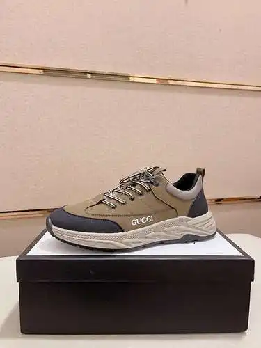 Zapatos de hombre GUCCI Código: 0106B60 Talla: 39-44