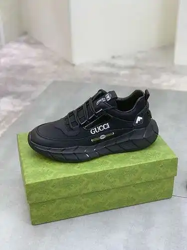 Zapatos de hombre GUCCI Código: 0113B60 Talla: 38-44