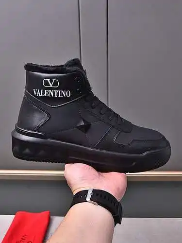 Zapatos de hombre Valentino Código: 0107B70 Talla: 38-44 (45 está hecho a medida y no se puede devol