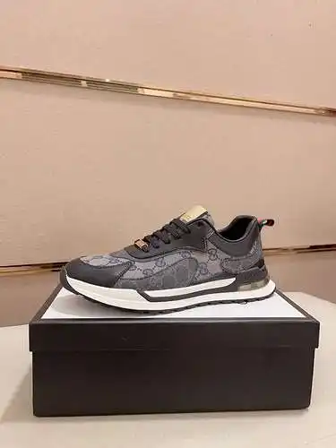 Zapatos de hombre GUCCI Código: 0106B40 Talla: 38-44