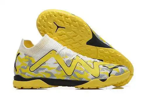 Llegada) Zapatos de fútbol Puma Future Essence totalmente tejidos impermeables TF con tachuelas rota