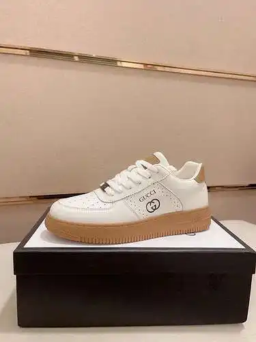 Zapatos de hombre GUCCI Código: 0106B50 Talla: 38-44