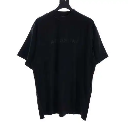 BLCG camiseta de manga corta con bordado de letra invertida