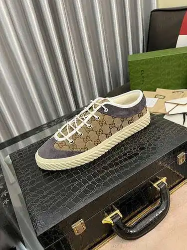 Zapatos de hombre GUCCI Código: 0104B80 Talla: 38-44