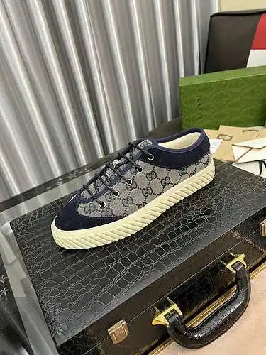 Zapatos de hombre GUCCI Código: 0104B80 Talla: 38-44