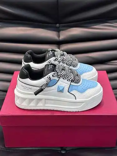 Zapatos de hombre Valentino Código: 0109B80 Talla: 38-44 (45 está hecho a medida y no se puede devol