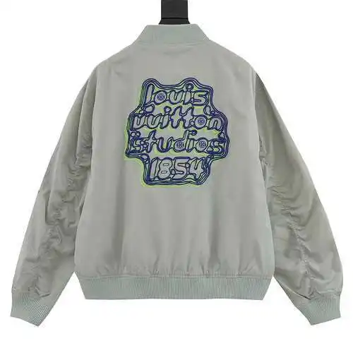 chaqueta con bordado de letras lineales 1V