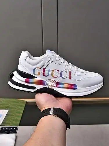 Zapatos de hombre GUCCI Código: 0107B90 Talla: 38-44 (45 está hecho a medida y no se puede devolver 