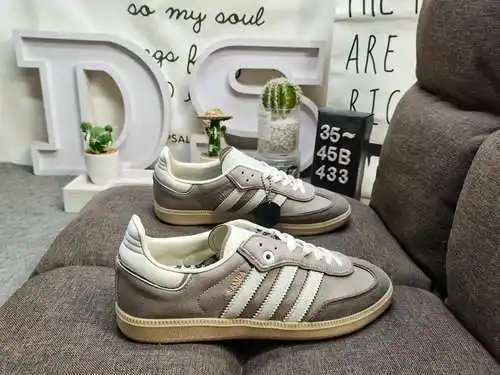 433DAdidas originals Busenitz Vulc adidas Casi 70 años de originales clásicos hechos de gamuza origi