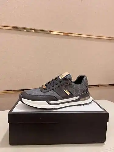 Zapatos de hombre GUCCI Código: 0106B40 Talla: 38-44