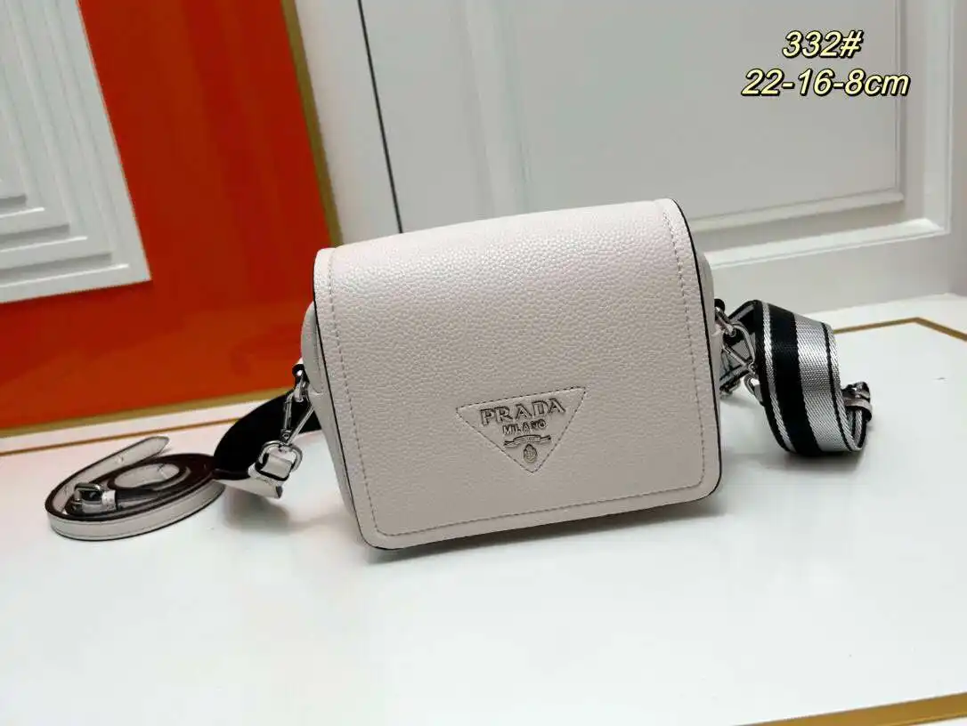 KK03050 (1).webp