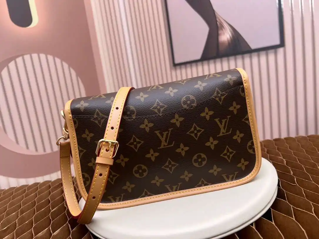 KK01750 (4).webp