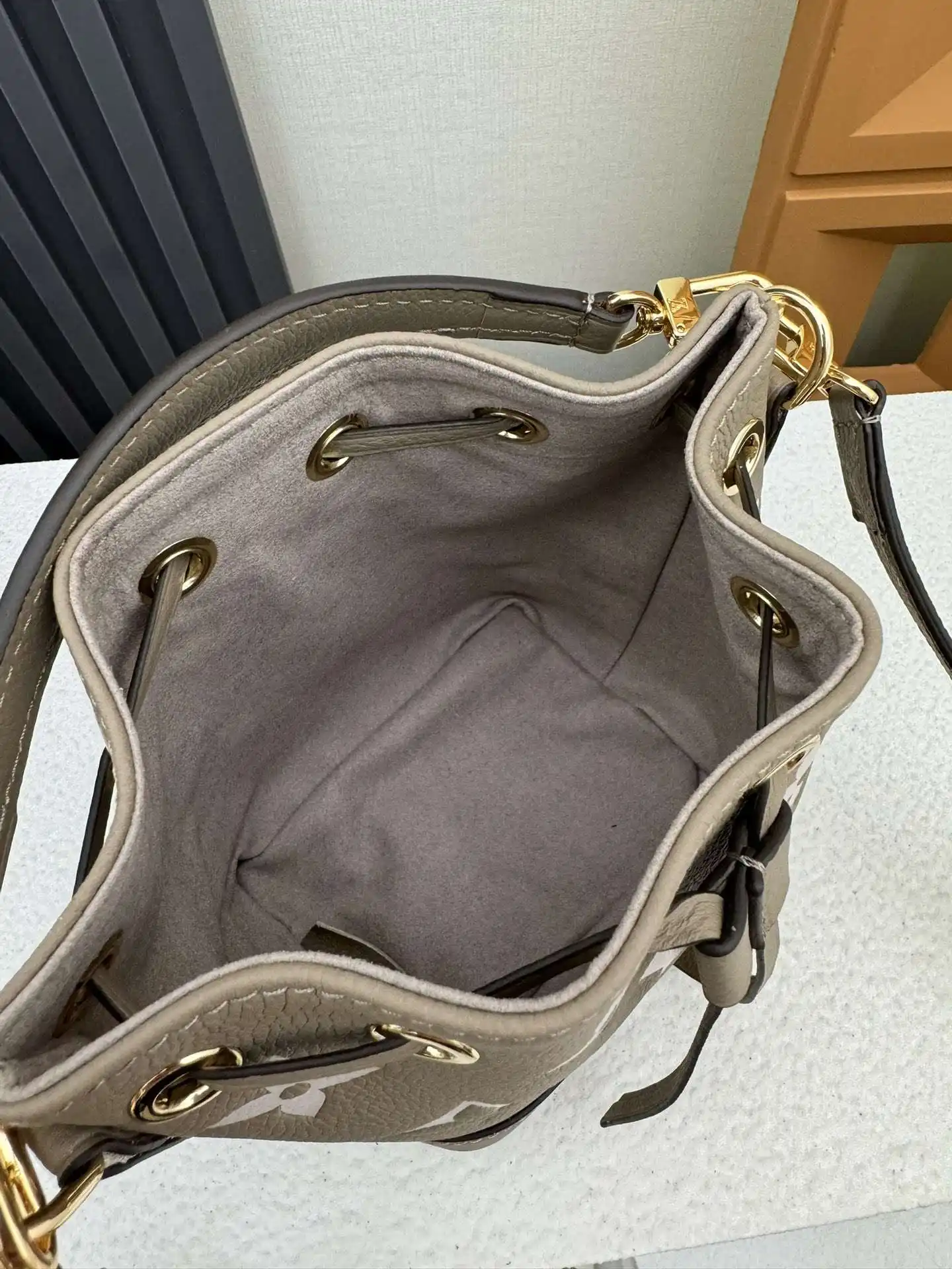 ER003850 (2).webp