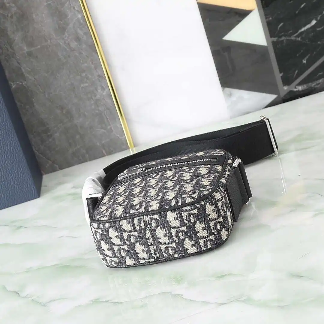 KK03250 (4).webp