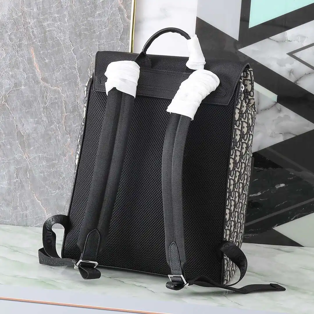 KK04850 (3).webp