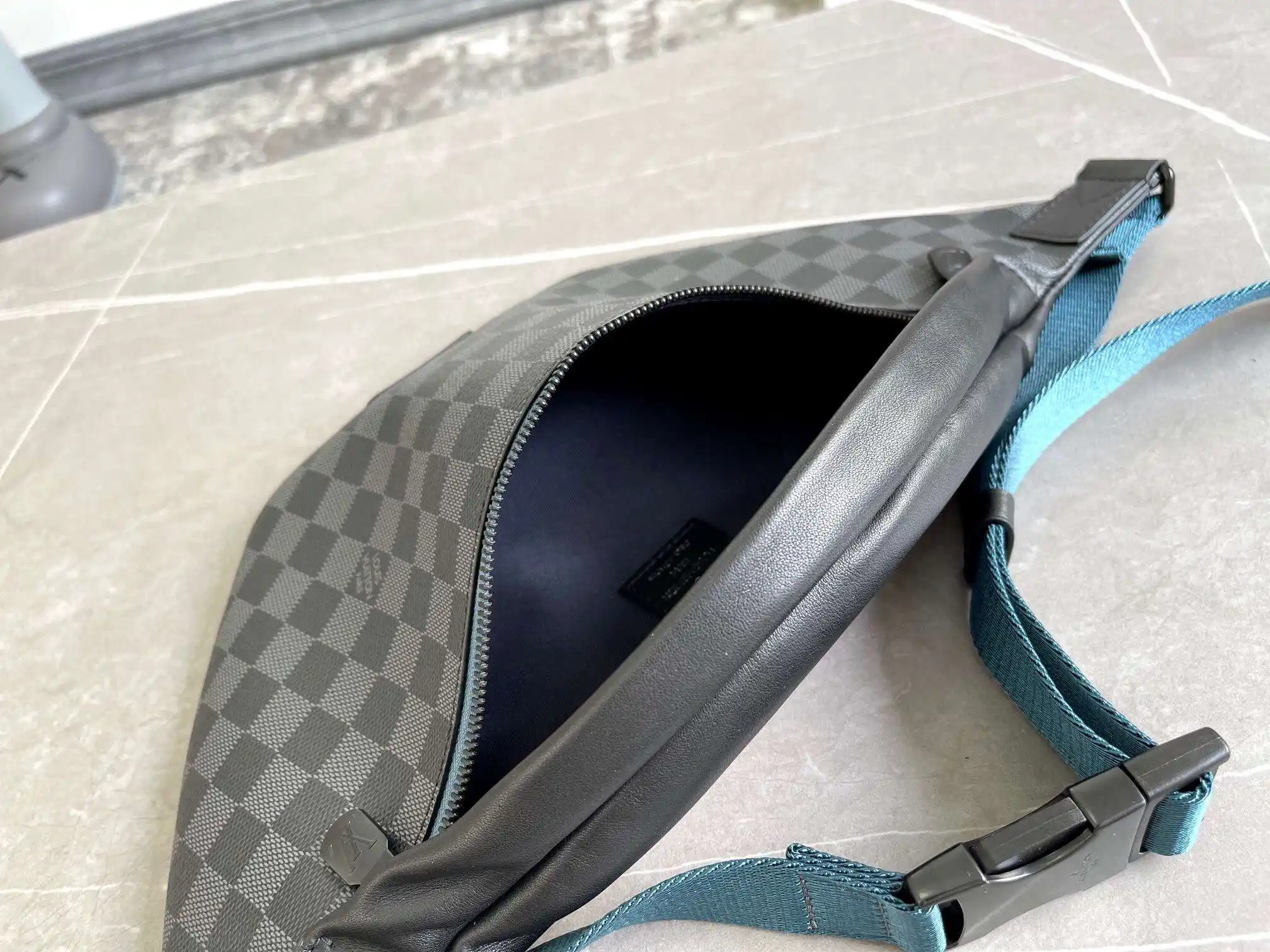 KK03450 (5).webp