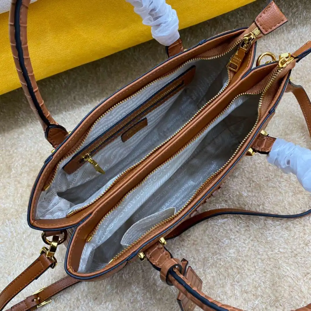 KK02450 (10).webp
