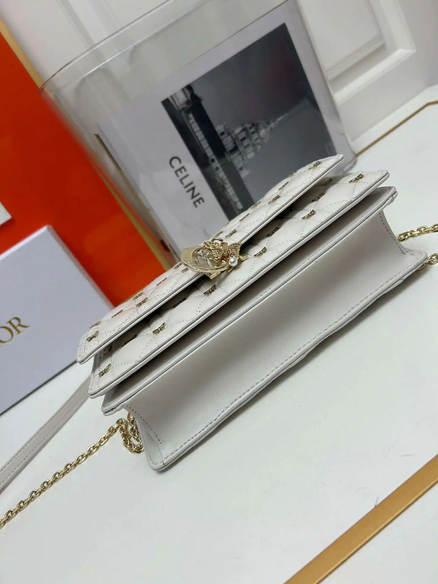 KK03350 (9).webp